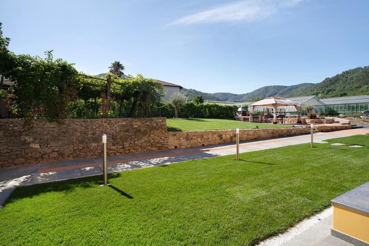 Agriturismo Il Borgo - Ulivo Villanova d'Albenga Luaran gambar